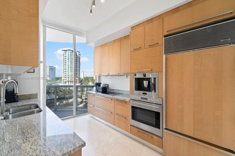 Condominio en venta en Sunny Isles Beach, Florida, 2 dormitorios, 133.31 m2 № 1980009 - foto 11