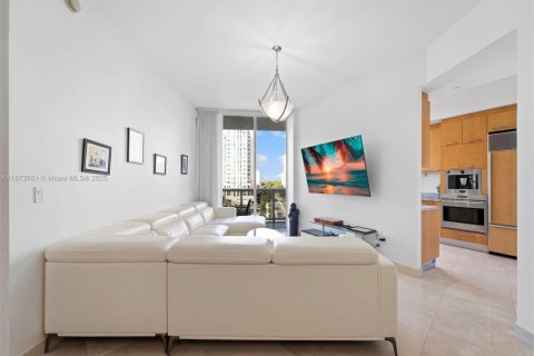 Condominio en venta en Sunny Isles Beach, Florida, 2 dormitorios, 133.31 m2 № 1980009 - foto 7