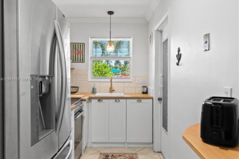 Купить кондоминиум в Халландейл-Бич, Флорида 1 спальня, 69.68м2, № 2052319 - фото 5