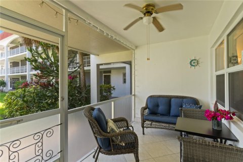 Купить кондоминиум в Халландейл-Бич, Флорида 1 спальня, 69.68м2, № 2052319 - фото 14