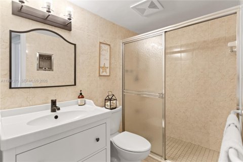 Купить кондоминиум в Халландейл-Бич, Флорида 1 спальня, 69.68м2, № 2052319 - фото 22