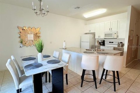 Townhouse in Kissimmee, Florida 4 bedrooms, 151.99 sq.m. № 1593105 - photo 6