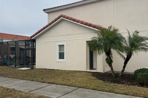 Townhouse in Kissimmee, Florida 4 bedrooms, 151.99 sq.m. № 1593105 - photo 1