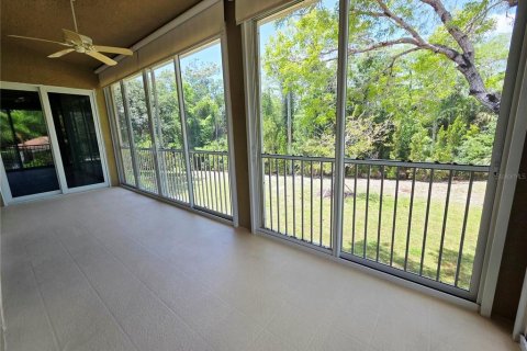 Condo in Naples, Florida, 2 bedrooms  № 2139158 - photo 29