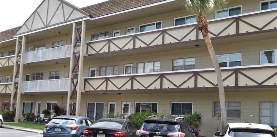 Condo in Clearwater, Florida, 2 bedrooms  № 1690110