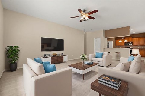House in Orlando, Florida 4 bedrooms, 251.86 sq.m. № 1908834 - photo 5