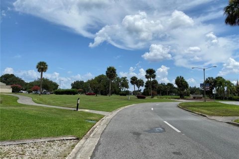 House in Kissimmee, Florida 4 bedrooms, 189.33 sq.m. № 2312505 - photo 5