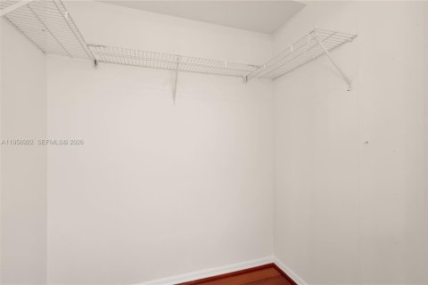 Townhouse in Miramar, Florida 3 bedrooms, 142.7 sq.m. № 2017596 - photo 22