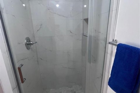 Touwnhouse à louer à Weston, Floride: 3 chambres, 117.34 m2 № 2273644 - photo 9