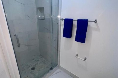 Touwnhouse à louer à Weston, Floride: 3 chambres, 117.34 m2 № 2273644 - photo 8