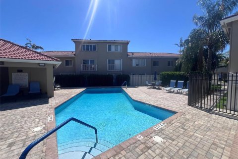 Touwnhouse à louer à Weston, Floride: 3 chambres, 117.34 m2 № 2273644 - photo 21