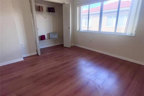 Touwnhouse à louer à Weston, Floride: 3 chambres, 117.34 m2 № 2273644 - photo 13