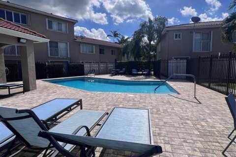 Touwnhouse à louer à Weston, Floride: 3 chambres, 117.34 m2 № 2273644 - photo 20