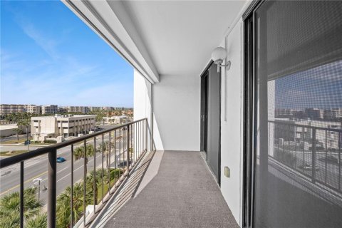 Купить кондоминиум в Дейтона - Бич-Шорс, Флорида 6 комнат, 157.93м2, № 2310532 - фото 26