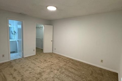 Condo in Orlando, Florida, 2 bedrooms  № 2217265 - photo 12