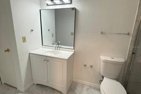 Condo in Orlando, Florida, 2 bedrooms  № 2217265 - photo 21