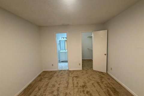 Condo in Orlando, Florida, 2 bedrooms  № 2217265 - photo 13