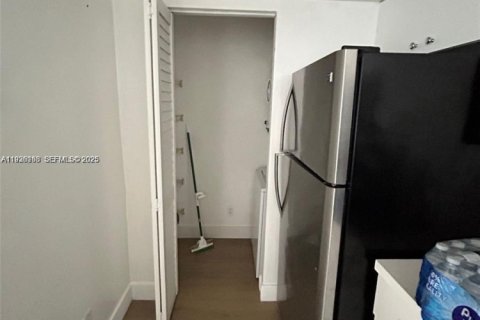 Copropriété à vendre à Miami, Floride: 1 chambre, 68.28 m2 № 1994302 - photo 6
