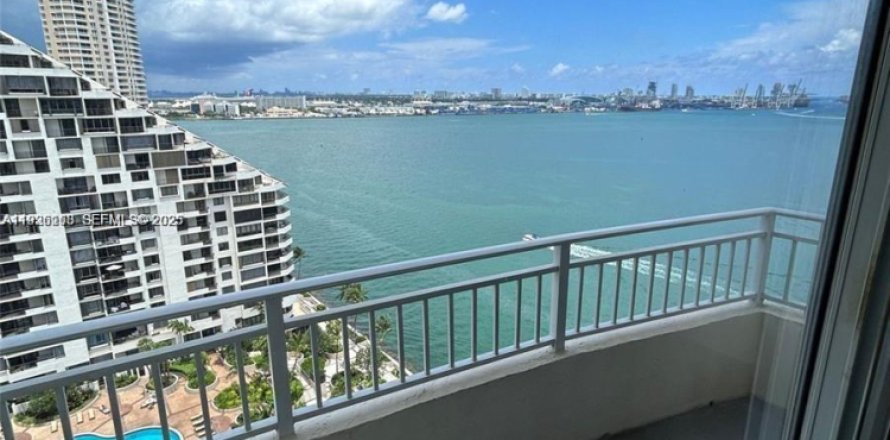 Condo à Miami, Floride, 1 chambre  № 1994302
