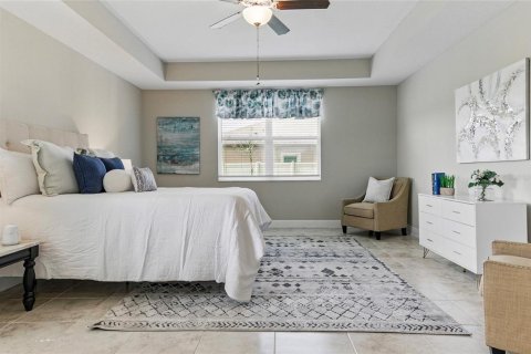 House in Spring Hill, Florida 6 bedrooms, 506.5 sq.m. № 1772739 - photo 25