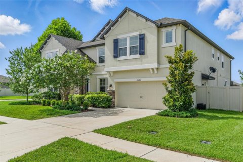 House in Spring Hill, Florida 6 bedrooms, 506.5 sq.m. № 1772739 - photo 7