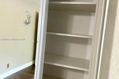 Copropriété à vendre à Plantation, Floride: 4 chambres, 193.24 m2 № 2401384 - photo 19