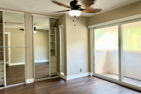 Copropriété à vendre à Plantation, Floride: 4 chambres, 193.24 m2 № 2401384 - photo 15