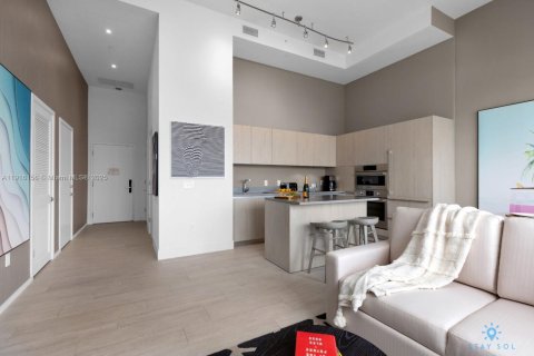 Condominio en venta en Hollywood, Florida, 1 dormitorio, 65.22 m2 № 1971039 - foto 13