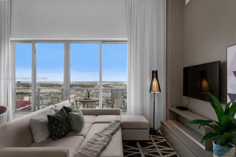 Condominio en venta en Hollywood, Florida, 1 dormitorio, 65.22 m2 № 1971039 - foto 3