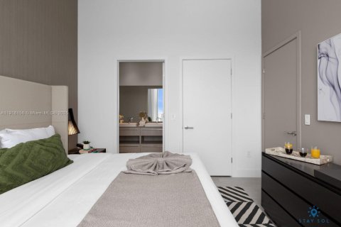 Condominio en venta en Hollywood, Florida, 1 dormitorio, 65.22 m2 № 1971039 - foto 18