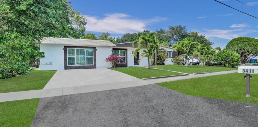House in West Park, Florida 4 bedrooms, 171.22 sq.m. № 1768190