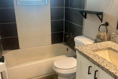 Casa en alquiler en Deltona, Florida, 3 dormitorios, 102.56 m2 № 1917405 - foto 26