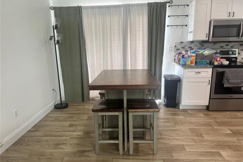 Casa en alquiler en Deltona, Florida, 3 dormitorios, 102.56 m2 № 1917405 - foto 17