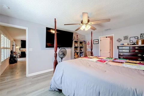 Villa ou maison à vendre à Bartow, Floride: 4 chambres, 180.14 m2 № 2324271 - photo 26