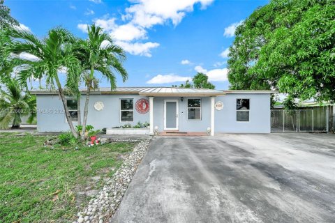 Villa ou maison à Hialeah, Floride 4 chambres, 126.53 m2 № 2039283