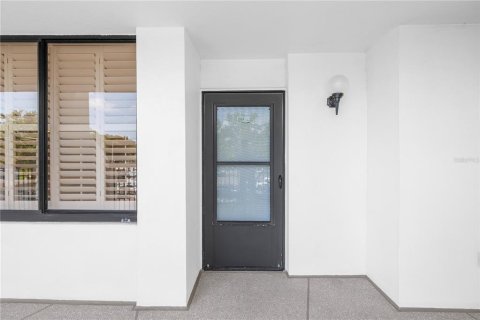 Condominio en venta en Saint Pete Beach, Florida, 2 dormitorios, 117.99 m2 № 2203490 - foto 3