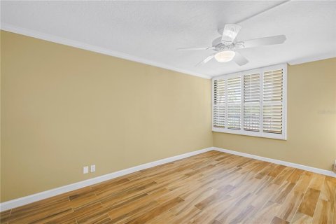 Condominio en venta en Saint Pete Beach, Florida, 2 dormitorios, 117.99 m2 № 2203490 - foto 28