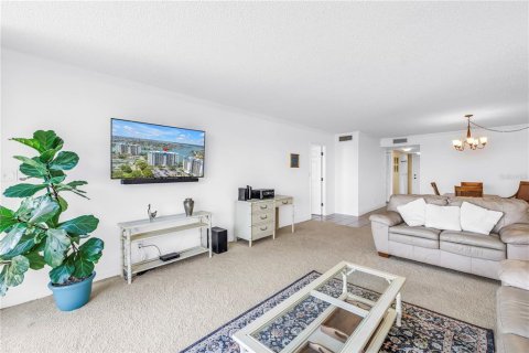 Condominio en venta en Saint Pete Beach, Florida, 2 dormitorios, 117.99 m2 № 2203490 - foto 14