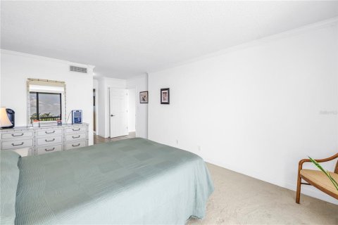 Condominio en venta en Saint Pete Beach, Florida, 2 dormitorios, 117.99 m2 № 2203490 - foto 23