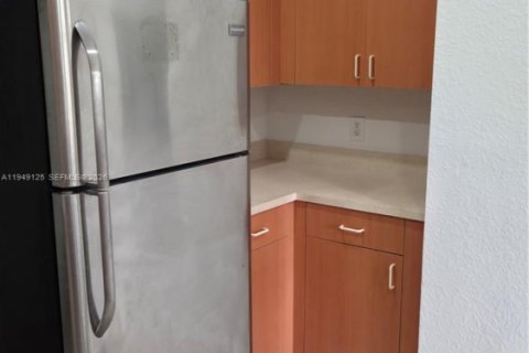 Condominio en alquiler en North Lauderdale, Florida, 2 dormitorios, 107.95 m2 № 2007708 - foto 15