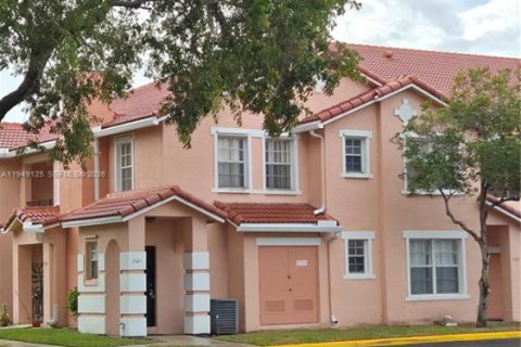 Condominio en North Lauderdale, Florida, 2 dormitorios  № 2007708