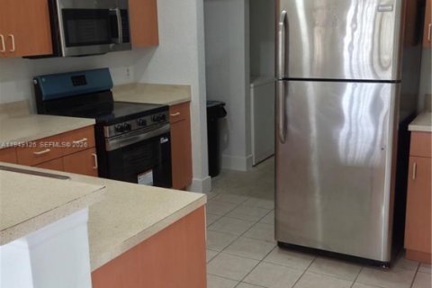 Condominio en alquiler en North Lauderdale, Florida, 2 dormitorios, 107.95 m2 № 2007708 - foto 14