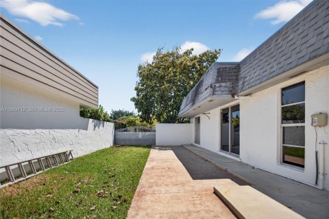 Купить виллу или дом в Майами, Флорида 4 спальни, 171.68м2, № 2062877 - фото 8