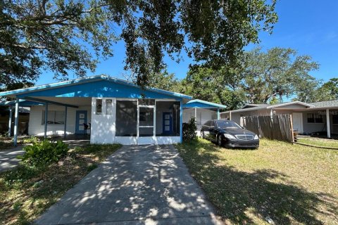 Commercial property in Bradenton, Florida 140.47 sq.m. № 1667037 - photo 6