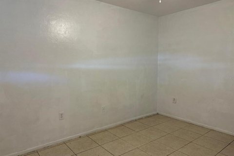 Commercial property in Bradenton, Florida 140.47 sq.m. № 1667037 - photo 18