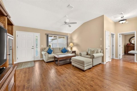 Купить виллу или дом в Леди-Лейк, Флорида 9 комнат, 141.86м2, № 2316666 - фото 9