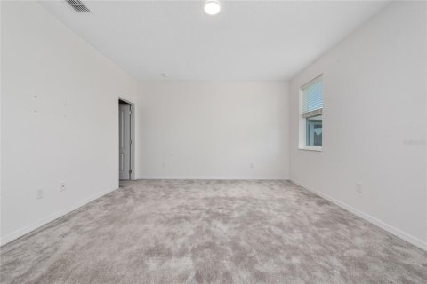House in Winter Garden, Florida 4 bedrooms, 248.33 sq.m. № 2433511 - photo 28