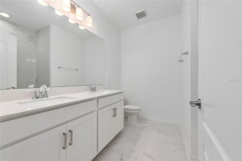 House in Winter Garden, Florida 4 bedrooms, 248.33 sq.m. № 2433511 - photo 27