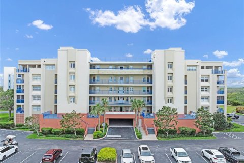 Condo in New Smyrna Beach, Florida, 3 bedrooms  № 1641075 - photo 2