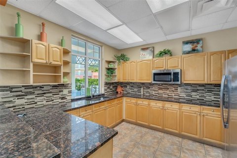 Condo in New Smyrna Beach, Florida, 3 bedrooms  № 1641075 - photo 28